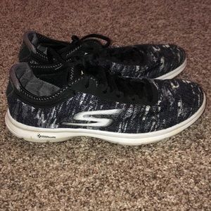 Sketchers size 7 1/2 women
